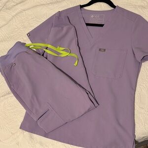 Figs Purple Scrub Set with Lime Accents